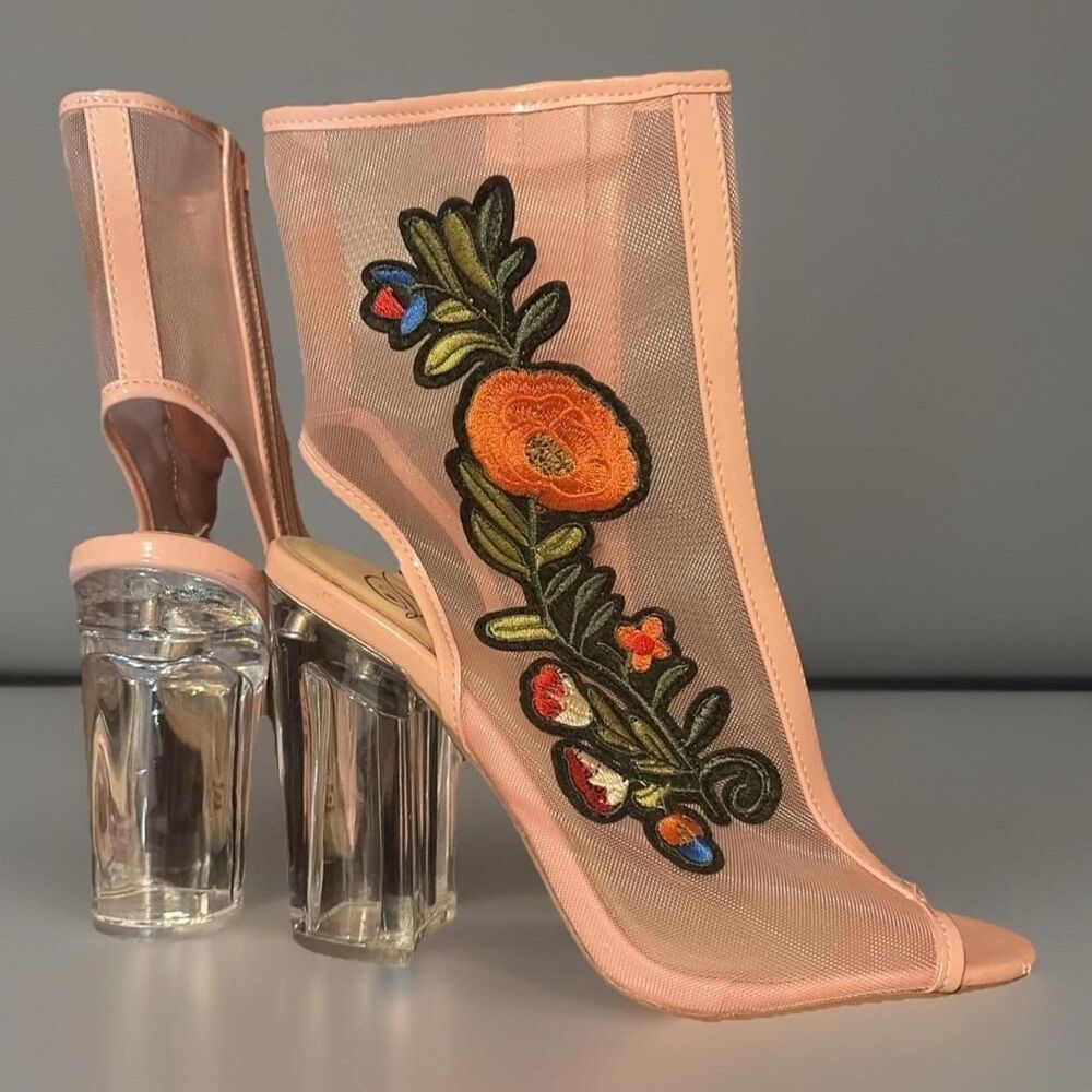 Artsy embroidered flowed Open Toe Lace-back wearable art Heels booties women 5.5